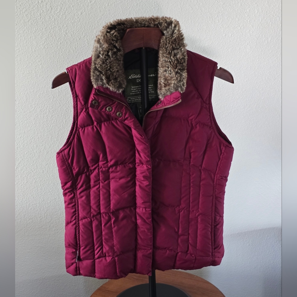Eddie Bauer Down Vest Size XS